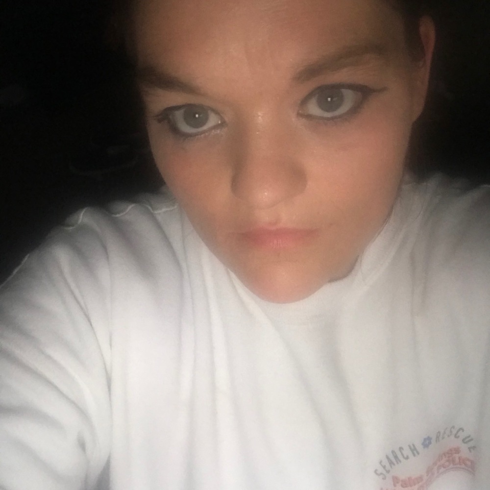 Meet your Posher, Camille